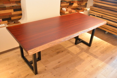 一枚板の無垢テーブル|パドック一枚板天板No.1 - 無垢オーダー家具 